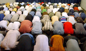 MUSLIMS PRAY IN MOSQUE
