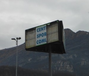 centro-sportivo-bione-cartello