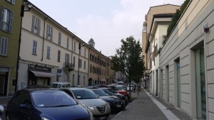 Via Azzone Visconti ed ex ricovero per anziani Muzzi, Lecco, 2016
