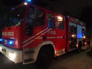 pompieri-notte vigili del fuoco